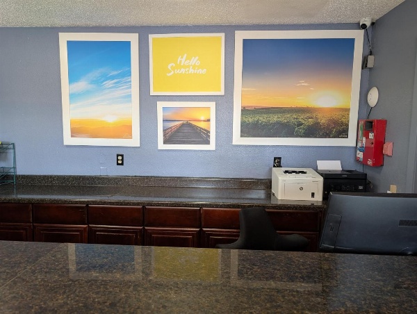 Days Inn by Wyndham Arcadia image 3